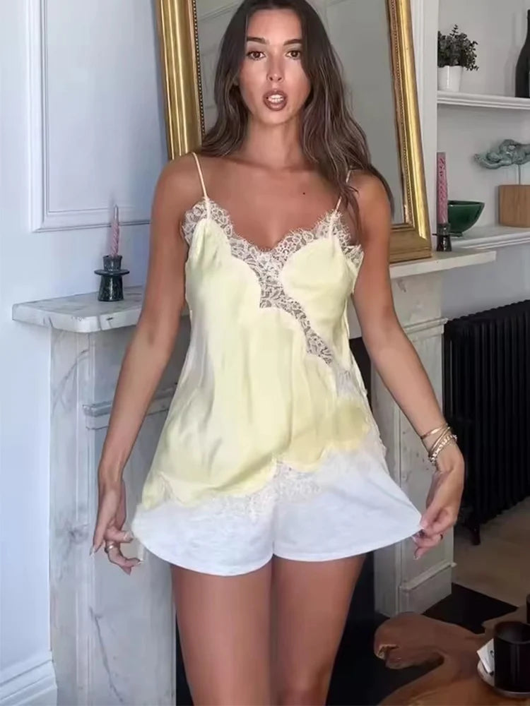 Trendy Lady Fashion Top